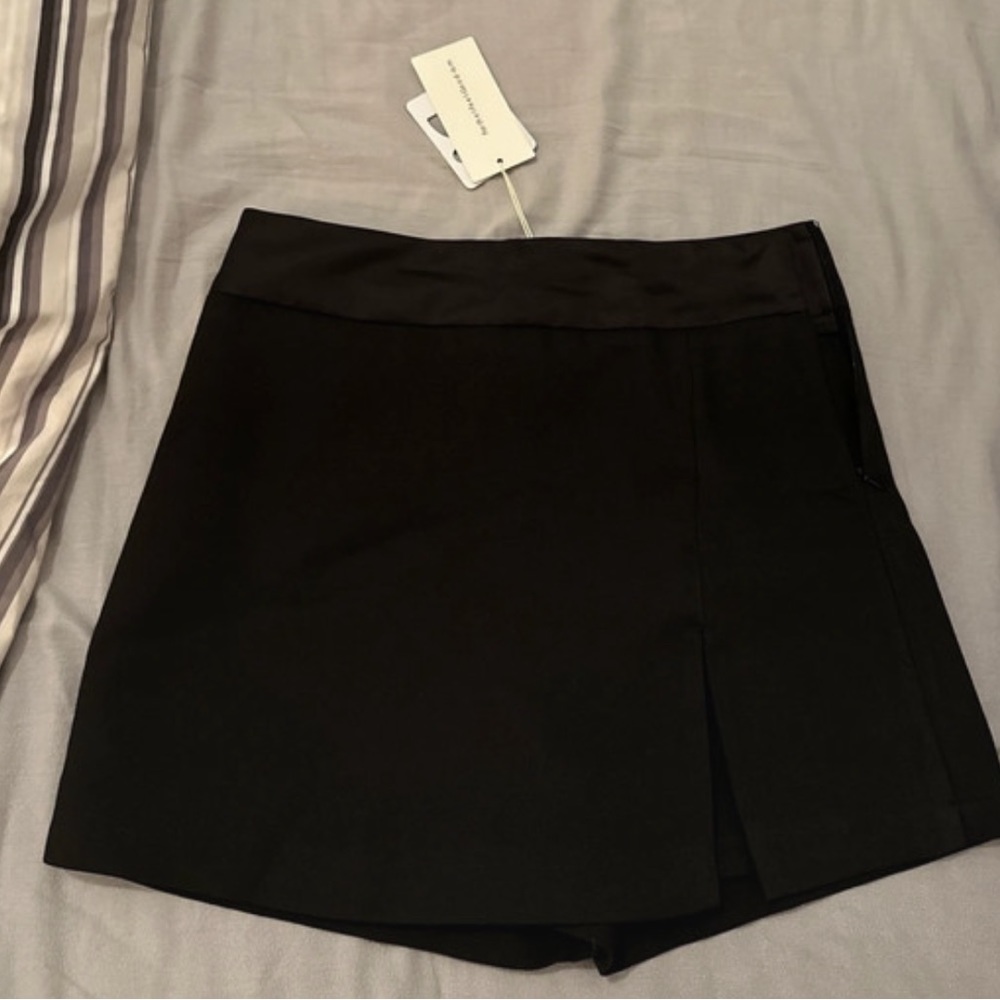 Black Scort